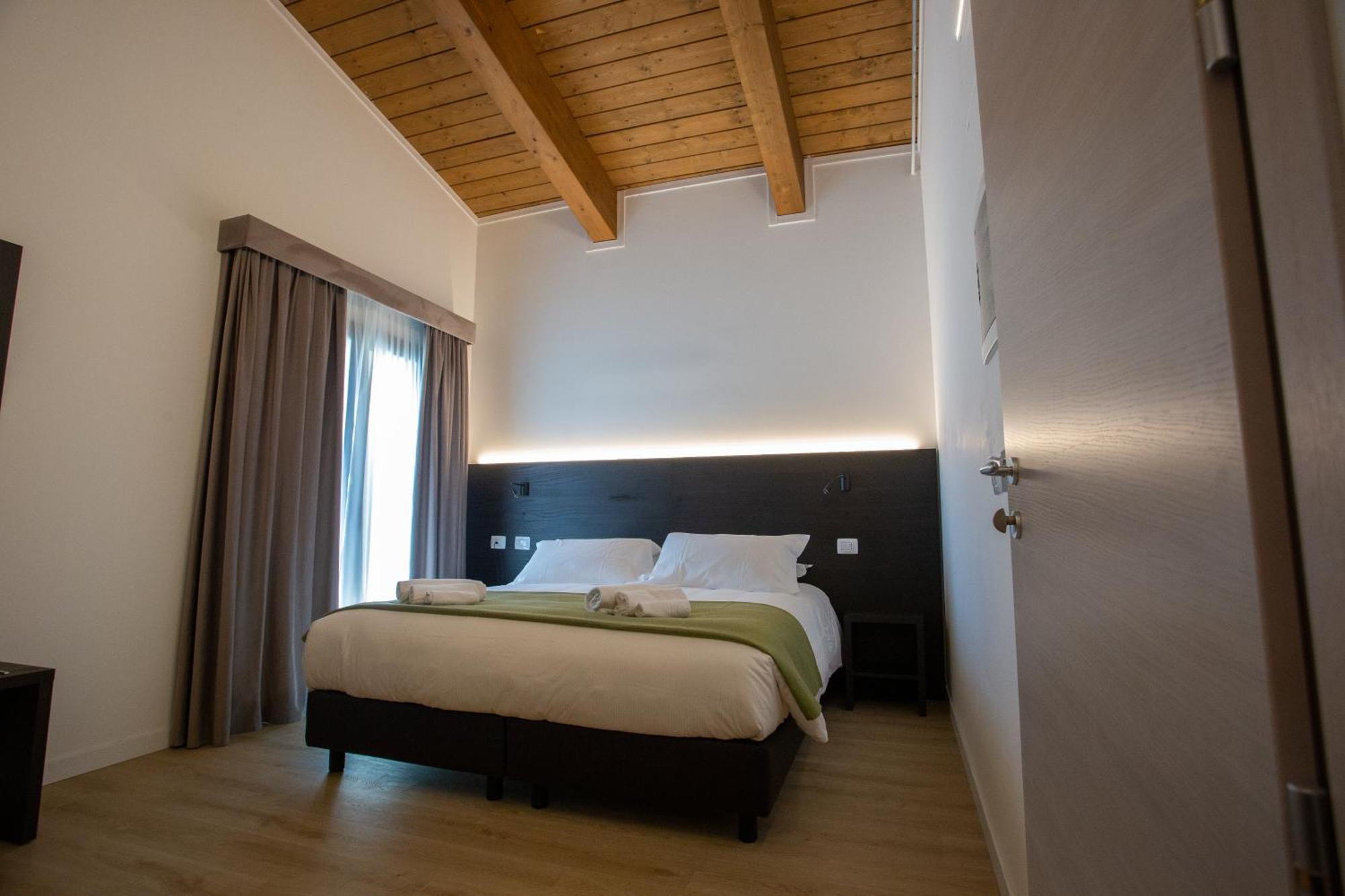 Hotel Il Castagneto Amatrice Esterno foto
